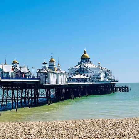 "The Parlour" Seafront Apartment Eastbourne Dış mekan fotoğraf