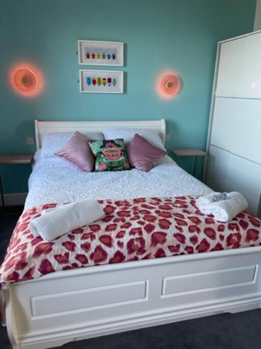 "The Parlour" Seafront Apartment Eastbourne Dış mekan fotoğraf
