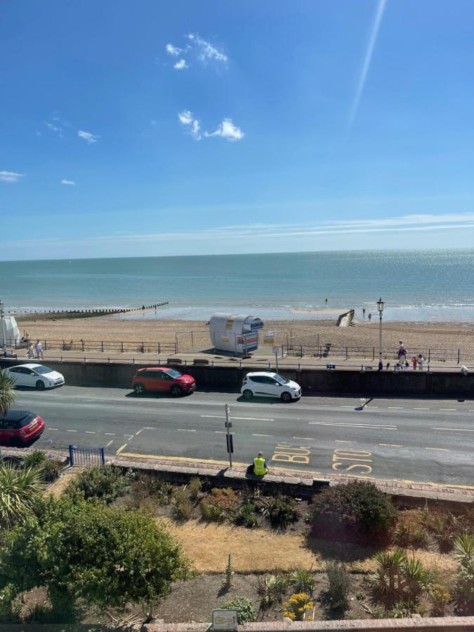 "The Parlour" Seafront Apartment Eastbourne Dış mekan fotoğraf